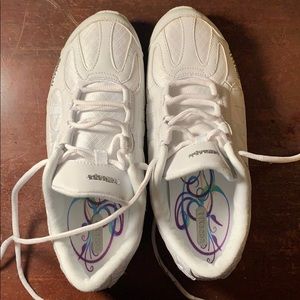 Kaepa stellarlyte cheer shoes size 7